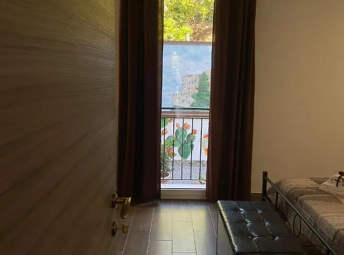 Semesterbostad La Casa Dei Cavalieri Caccamo